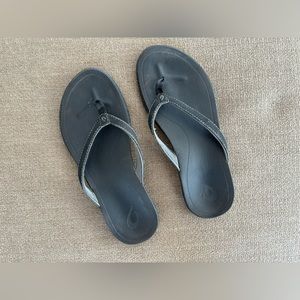 OLUKAI Ho'opio black wmns 7